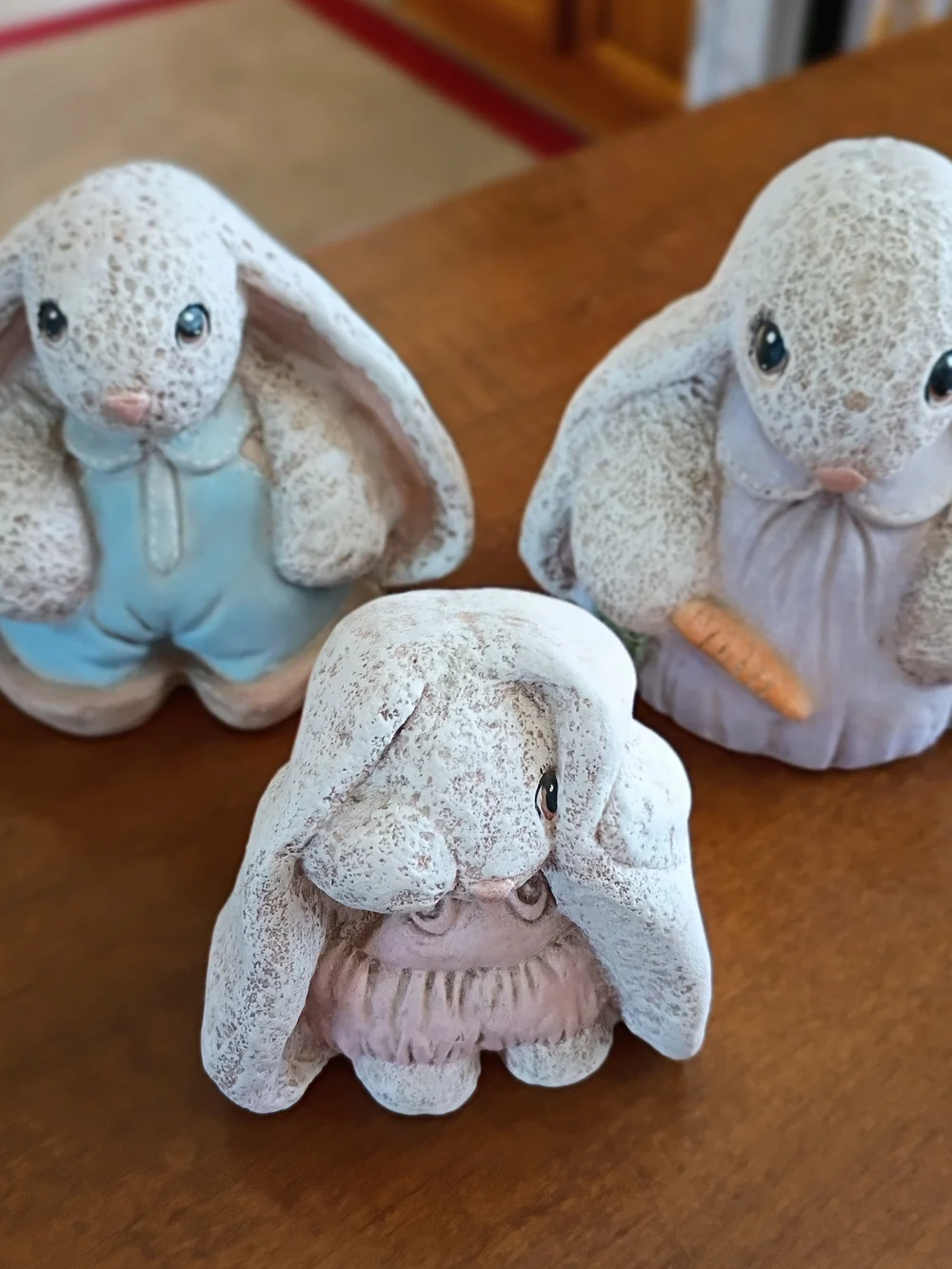 Decorative Cream Bunny Figurine - Charming Small Pets Accent